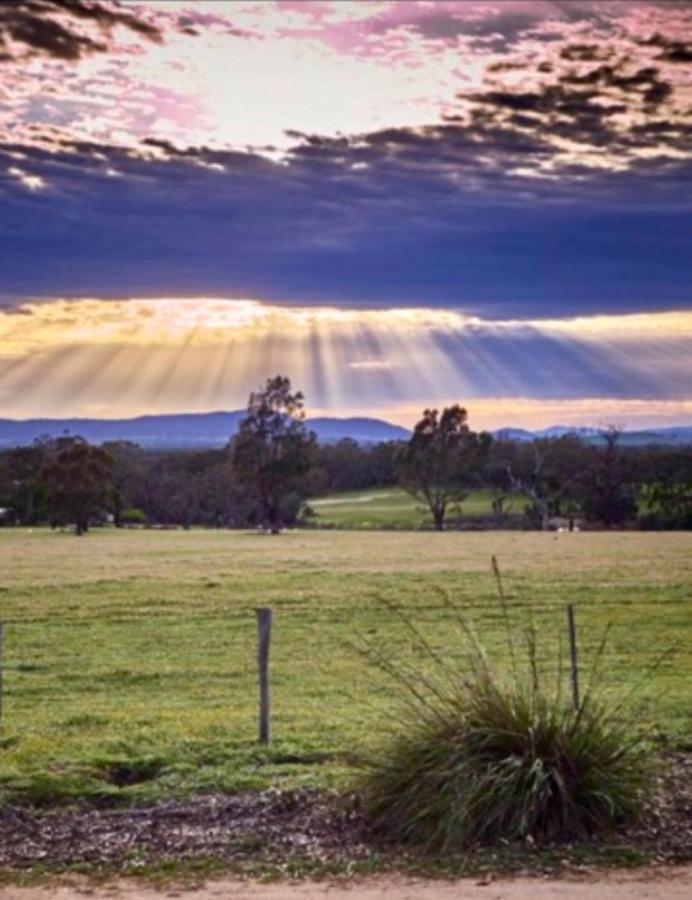 #Grampians Views Getaway #Cbd #Netflix Leilighet Stawell Eksteriør bilde